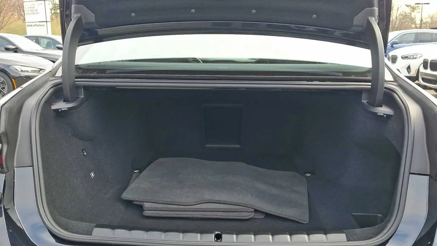 2023 BMW i7 WBY53EJ08PCN86074