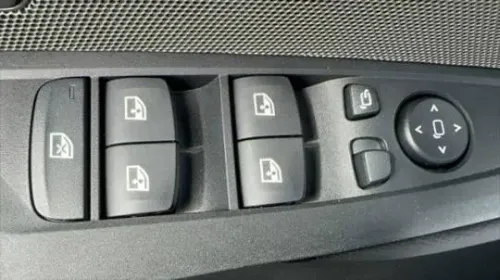 2025 BMW i4 WBY43HD03SFU86951