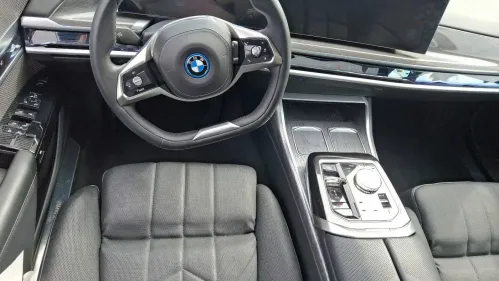 2023 BMW i7 WBY53EJ08PCN86074