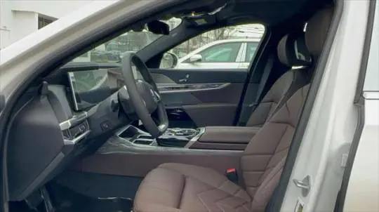 2025 BMW i7 WBY43EJ00SCU65057