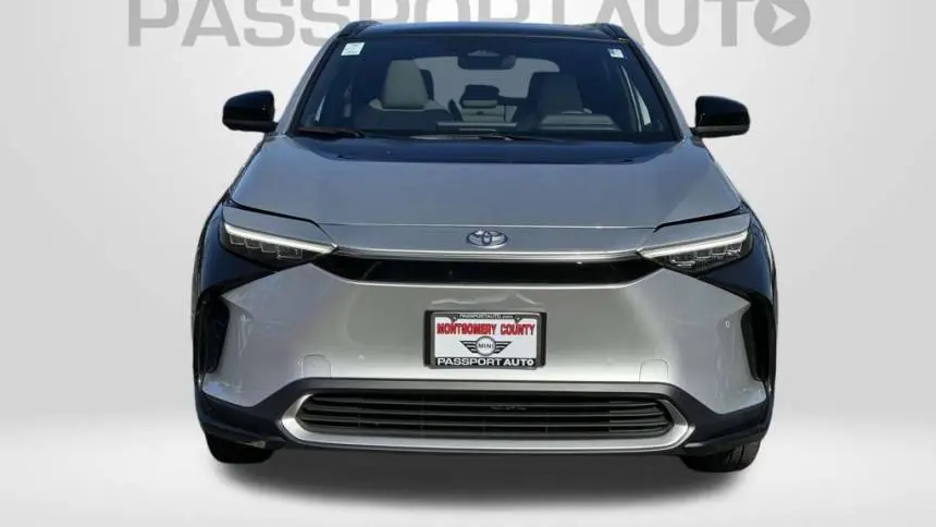 2024 Toyota bZ4X JTMABACA7RA072989