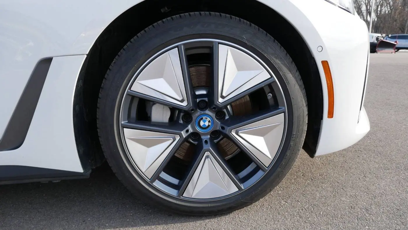 2024 BMW i4 WBY83FB01RFS81387