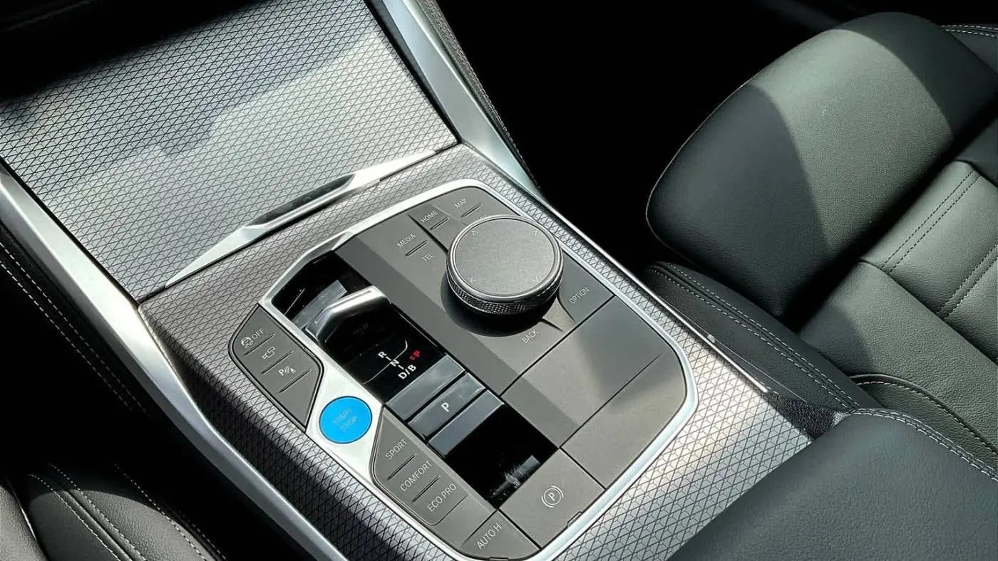2024 BMW i4 WBY73AW00RFS35719