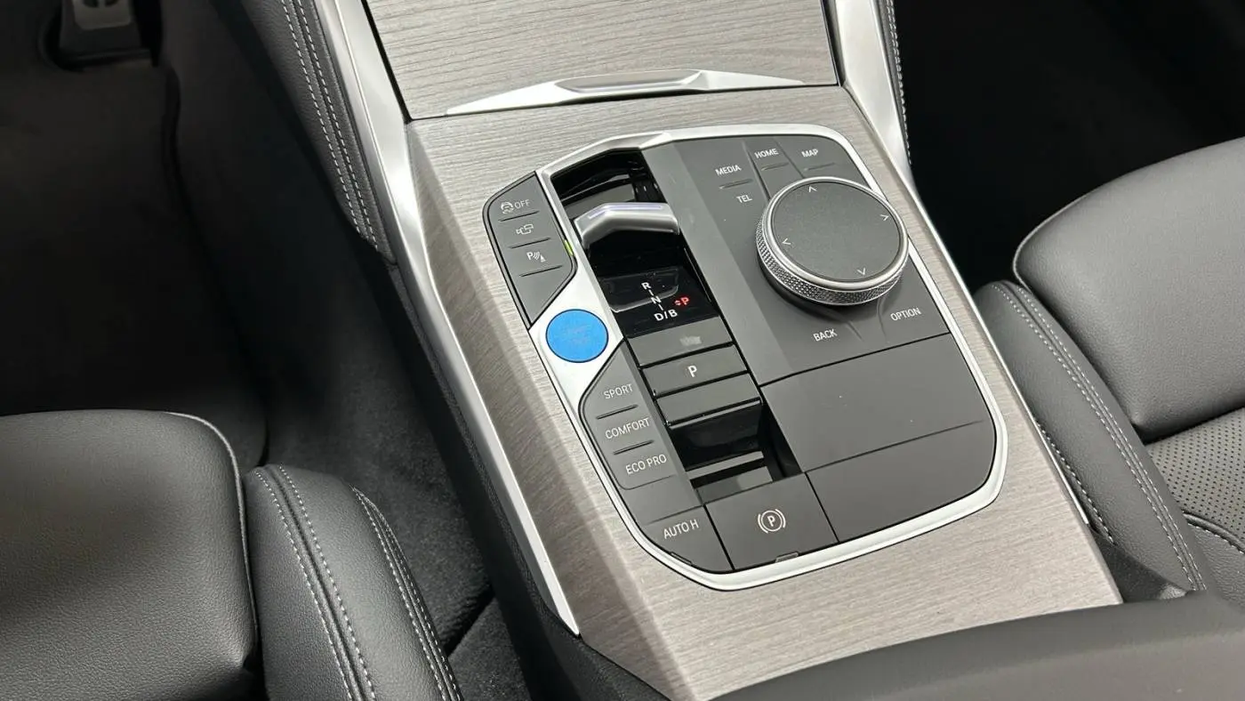 2025 BMW i4 WBY43HD05SFU91567