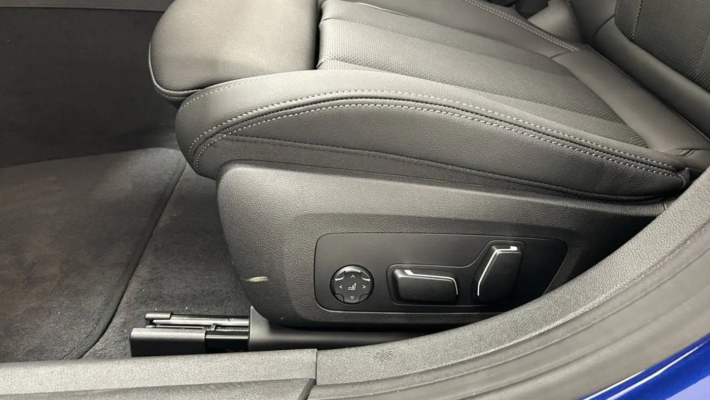 2025 BMW i4 WBY43HD05SFU91567