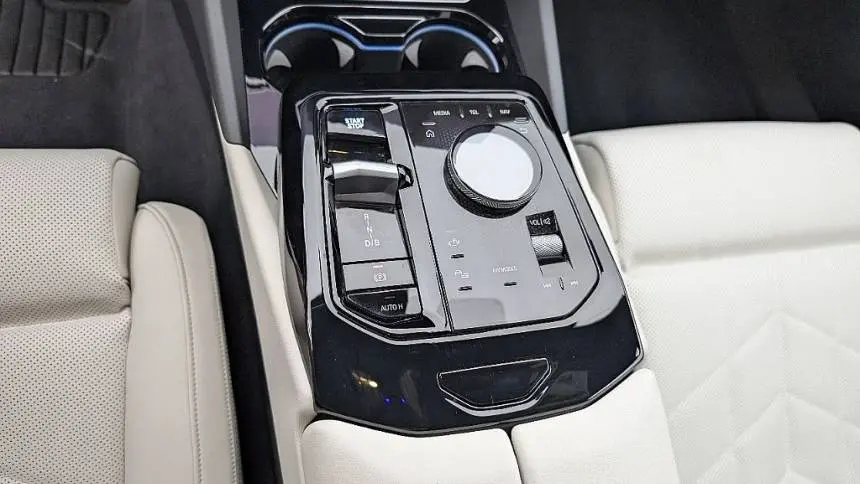 2024 BMW i5 WBY43FK01RCS00999