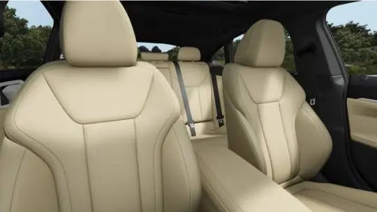 2025 BMW i4 WBY33HD07SFU99312