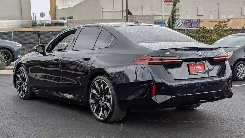 2024 BMW i5 WBY43FK01RCS00999
