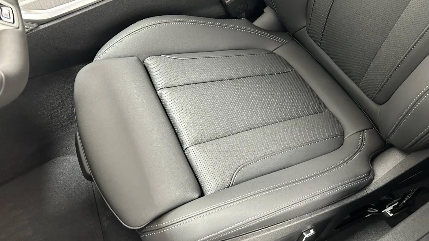 2025 BMW i4 WBY43HD05SFU91567