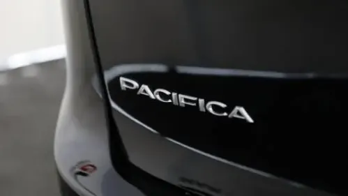 2025 Chrysler Pacifica 2C4RC1N78SR577930