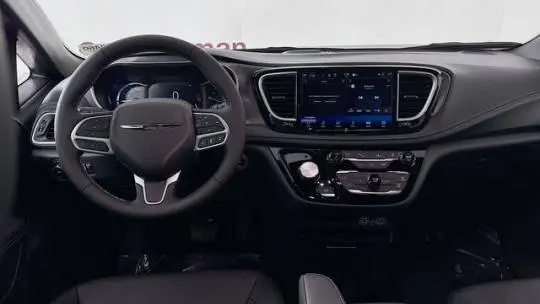 2025 Chrysler Pacifica 2C4RC1S70SR576033
