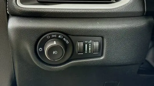 2025 Chrysler Pacifica 2C4RC1S70SR576033
