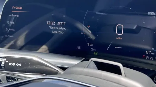 2024 Cadillac Lyriq 1GYKPVRL4RZ137752