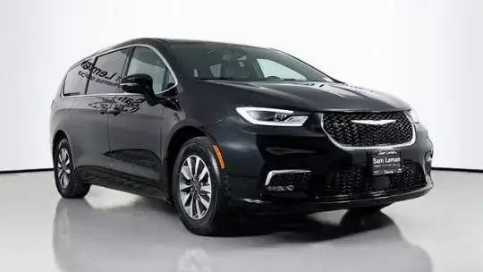 2025 Chrysler Pacifica 2C4RC1S70SR576033