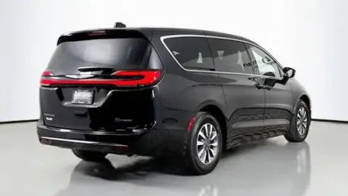2025 Chrysler Pacifica 2C4RC1S70SR576033