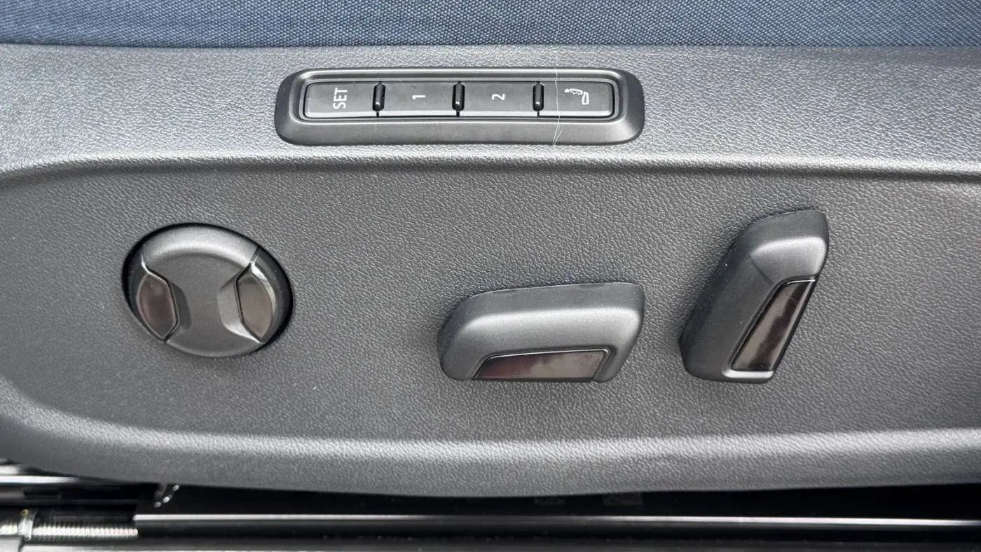 2025 Volkswagen ID.4 1V2WSPE88SC005233