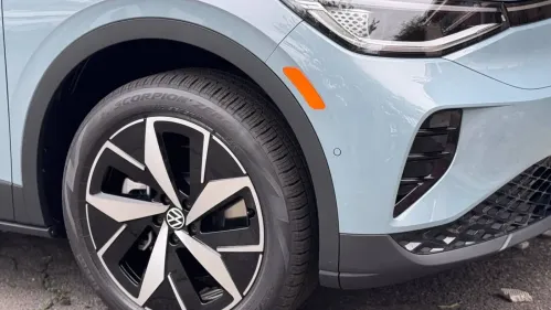 2025 Volkswagen ID.4 1V2WSPE88SC005233