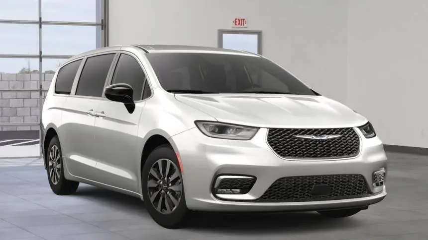 2025 Chrysler Pacifica 2C4RC1S76SR576103