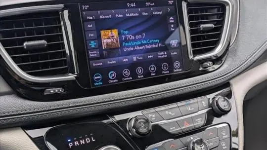 2018 Chrysler Pacifica 2C4RC1N77JR358987