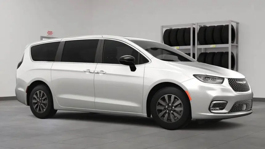 2025 Chrysler Pacifica 2C4RC1S76SR576103