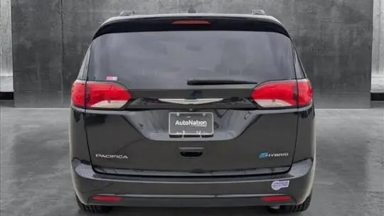 2018 Chrysler Pacifica 2C4RC1N77JR358987