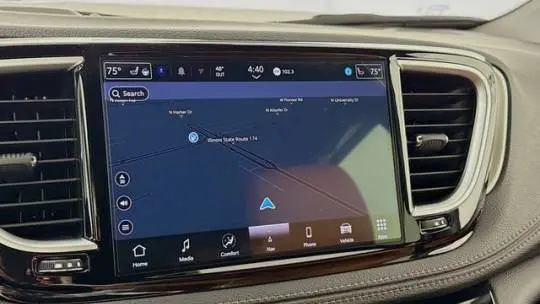 2025 Chrysler Pacifica 2C4RC1N7XSR563074