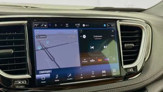 2025 Chrysler Pacifica 2C4RC1N7XSR563074