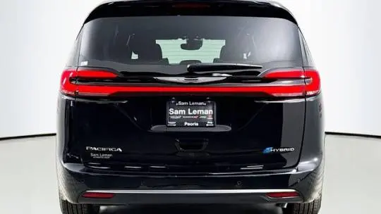 2025 Chrysler Pacifica 2C4RC1N7XSR563074