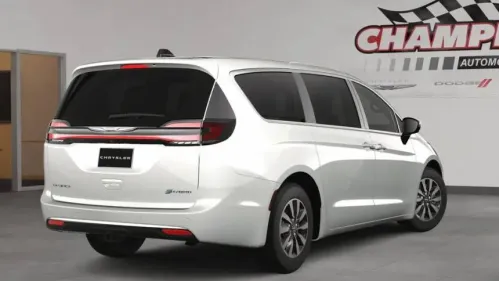 2025 Chrysler Pacifica 2C4RC1S76SR576103