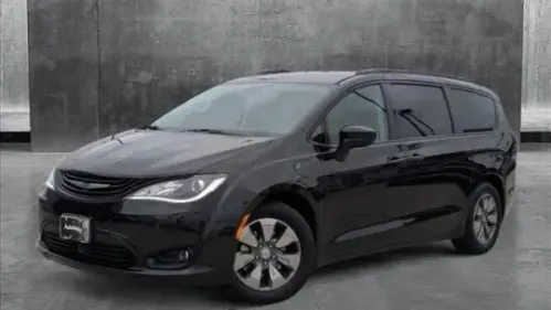 2018 Chrysler Pacifica 2C4RC1N77JR358987