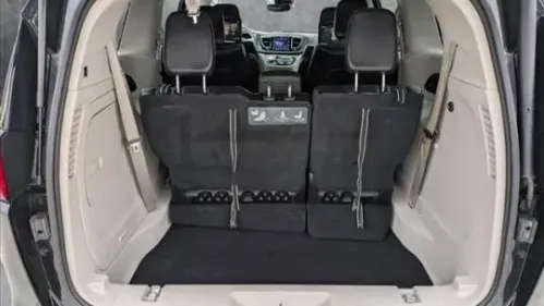 2018 Chrysler Pacifica 2C4RC1N77JR358987
