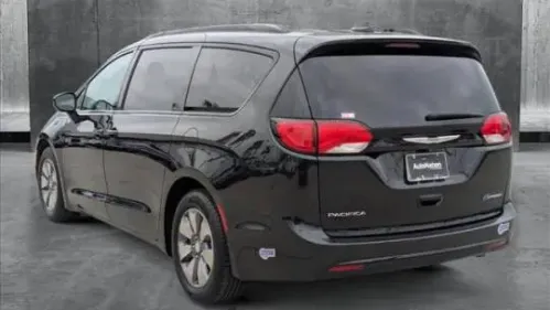 2018 Chrysler Pacifica 2C4RC1N77JR358987