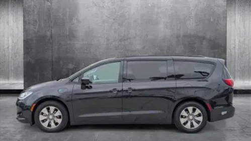 2018 Chrysler Pacifica 2C4RC1N77JR358987