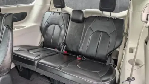 2018 Chrysler Pacifica 2C4RC1N77JR358987
