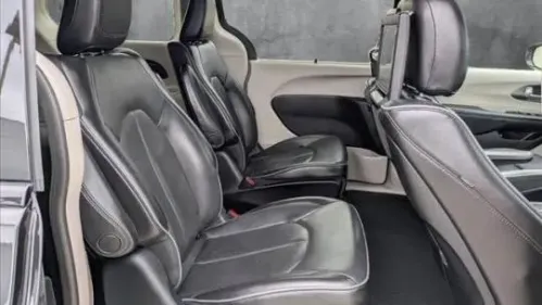 2018 Chrysler Pacifica 2C4RC1N77JR358987