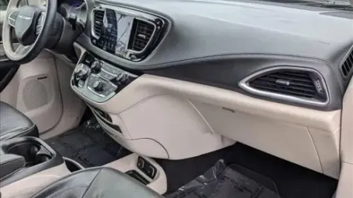 2018 Chrysler Pacifica 2C4RC1N77JR358987