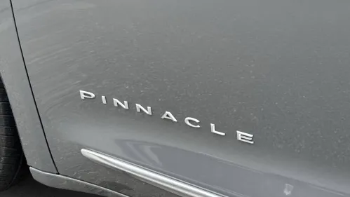 2025 Chrysler Pacifica 2C4RC1N71SR563951