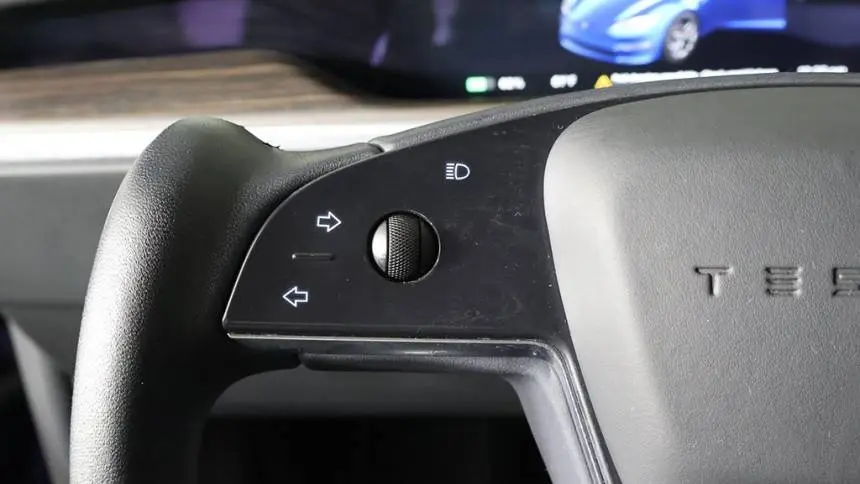 2023 Tesla Model S 5YJSA1E52PF502133