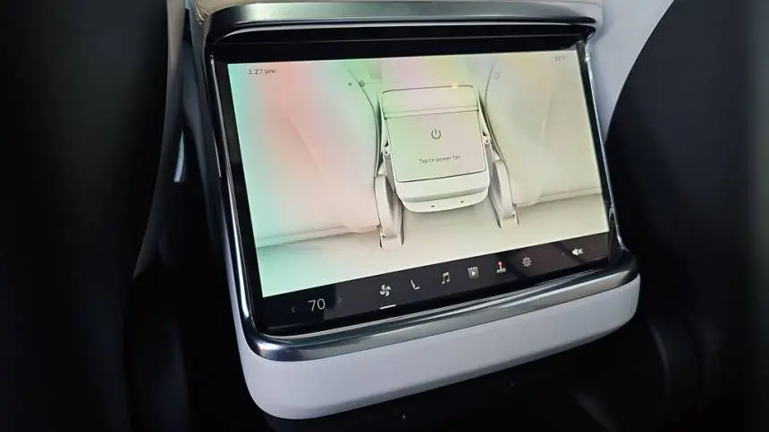 2023 Tesla Model S 5YJSA1E63PF499204