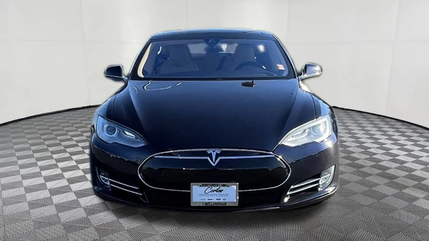 2015 Tesla Model S 5YJSA1H29FF080779