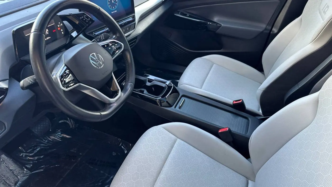 2021 Volkswagen ID.4 WVGTMPE25MP047604