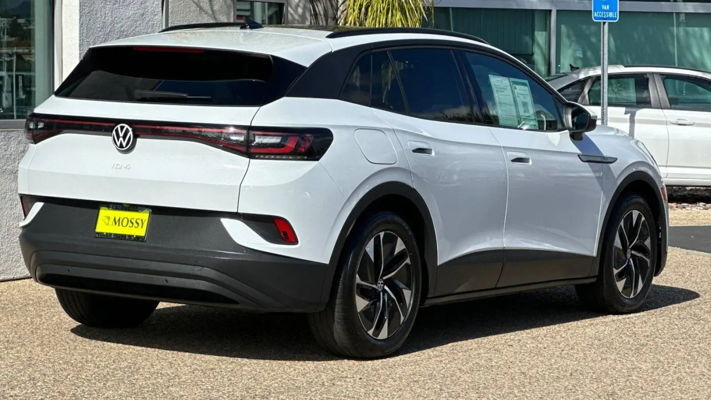 2021 Volkswagen ID.4 WVGTMPE25MP047604