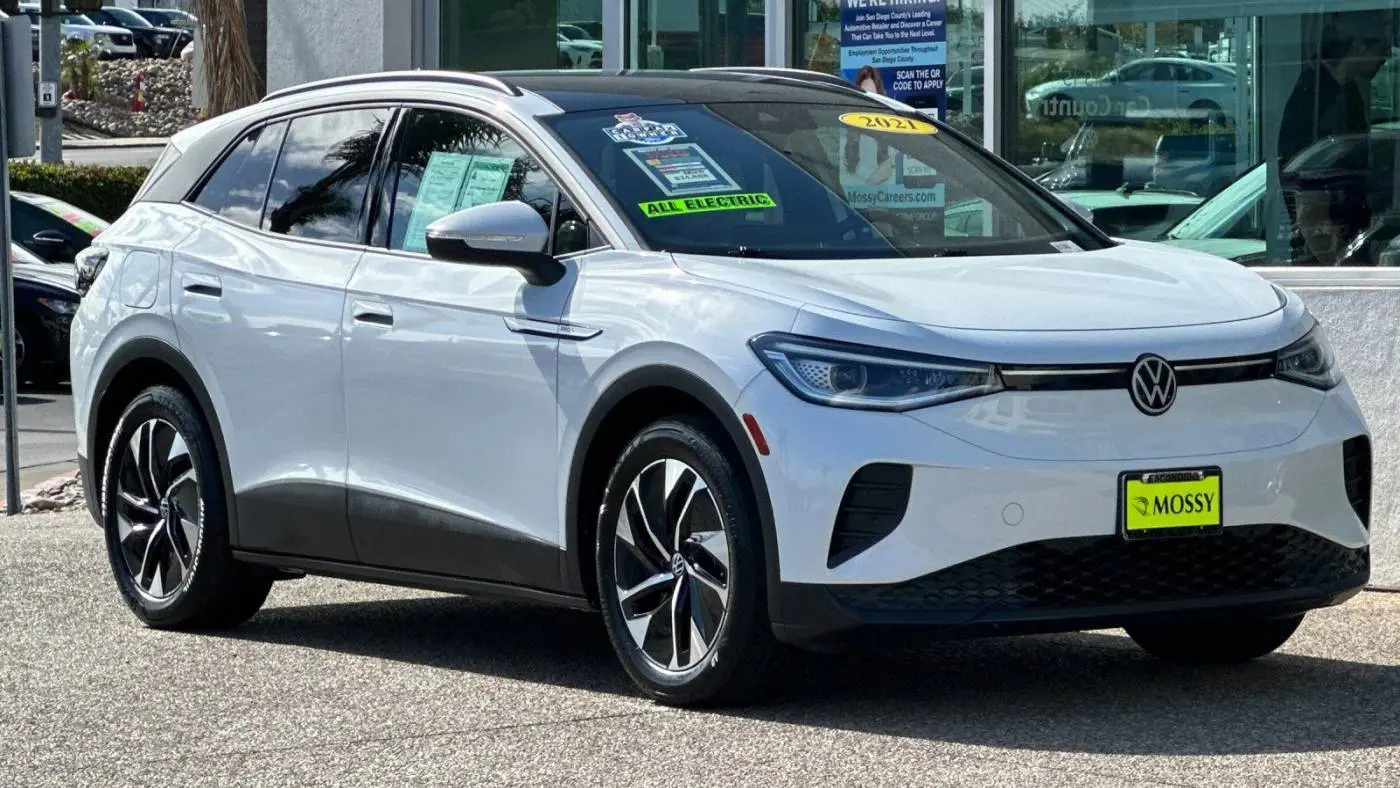 2021 Volkswagen ID.4 WVGTMPE25MP047604