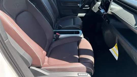 2025 Volkswagen ID.Buzz WVGAWVEB5SH011439