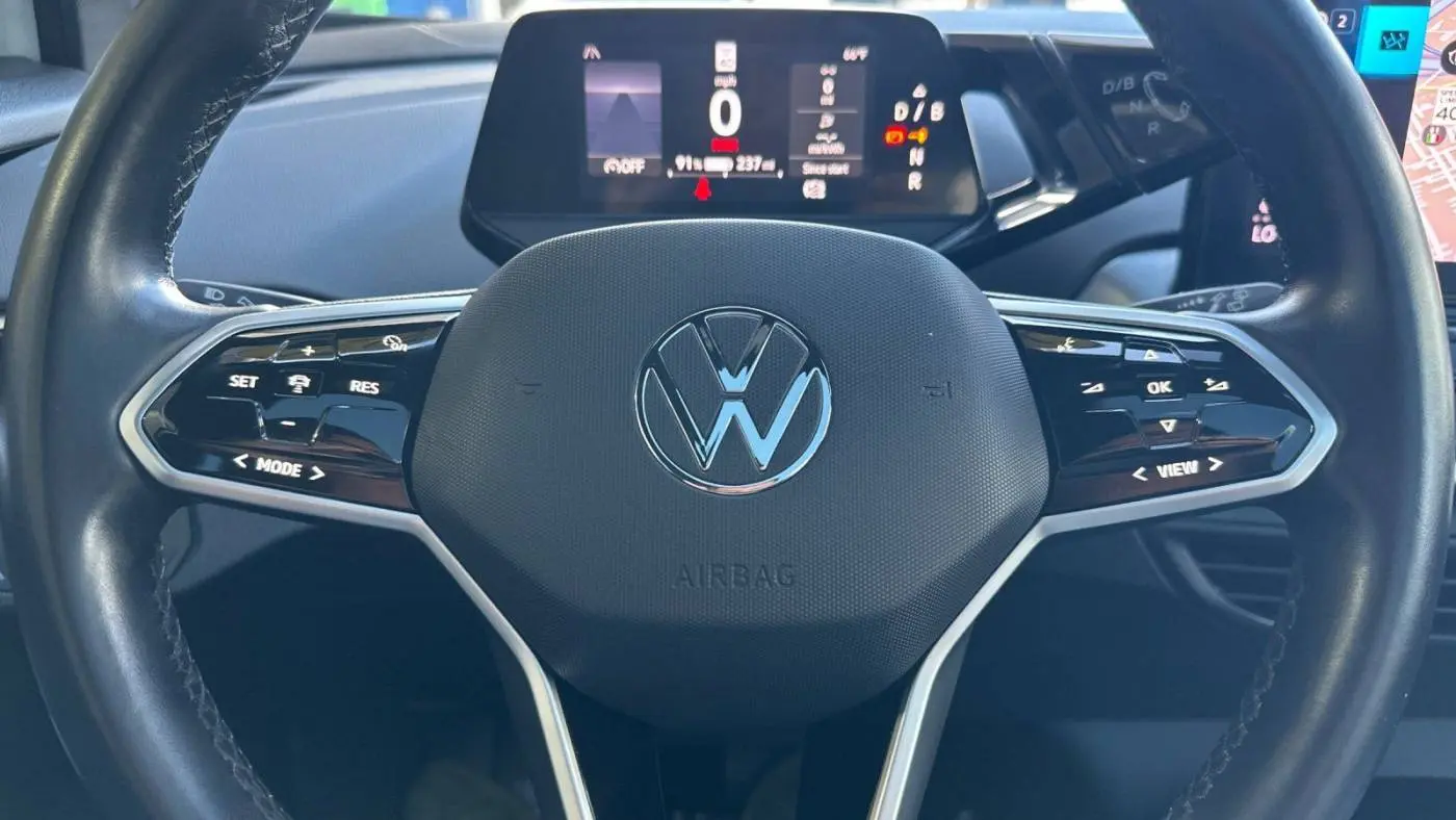 2021 Volkswagen ID.4 WVGTMPE25MP047604