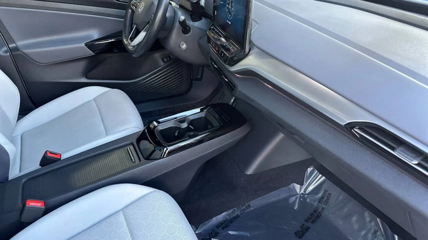 2021 Volkswagen ID.4 WVGTMPE25MP047604