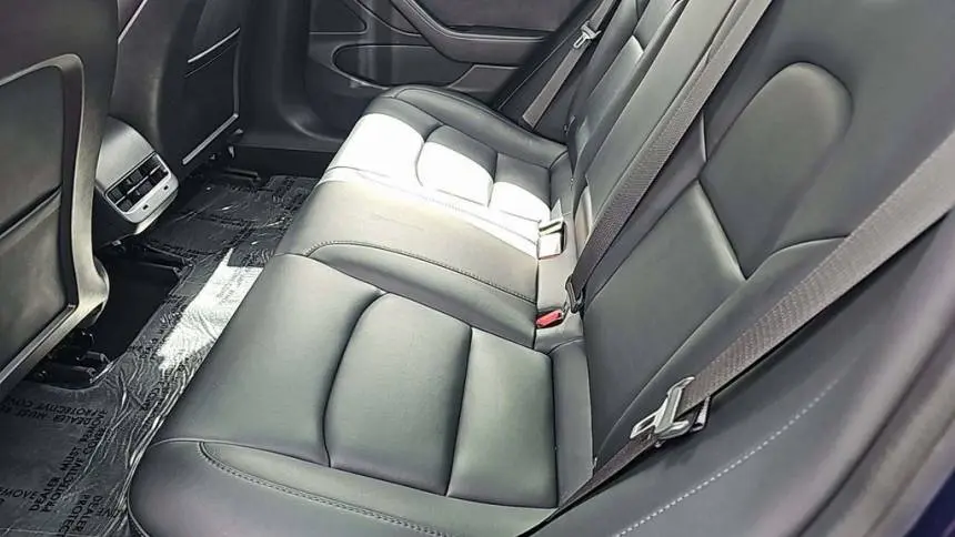 2018 Tesla Model 3 5YJ3E1EB9JF090086