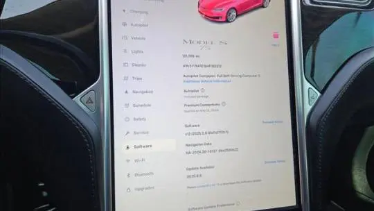 2017 Tesla Model S 5YJSA1E19HF182212