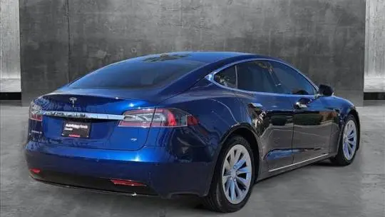 2017 Tesla Model S 5YJSA1E19HF182212