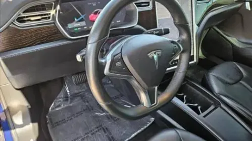 2017 Tesla Model S 5YJSA1E19HF182212